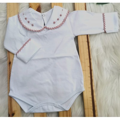  body branco com gola bordada florzinhas rosê